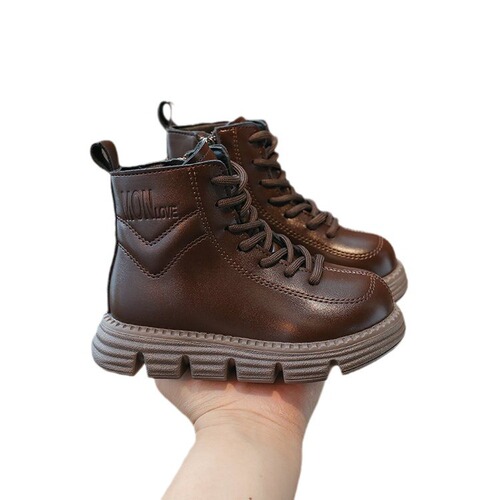 Girls 'Martin boots, new autumn and winter cold-proof children's leather boots, soft sole and velvet, girls' low-cut short boots, non-slip