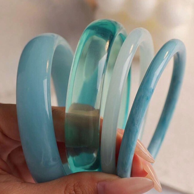 European and American cross-border popular niche high-end light luxury retro irregular marble pattern resin women's multi-piece bracelet set European and American cross-border popular niche high-end light luxury retro irregular marble pattern resin women's multi-piece bracelet set