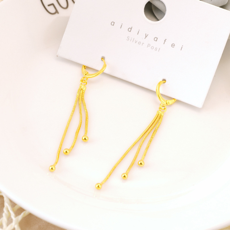 Pendientes de camelia de estilo antiguo Pendientes de verano de alta calidad para niñas con borlas Pendientes de oro de arena vietnamita que no se desvanecen durante mucho tiempo