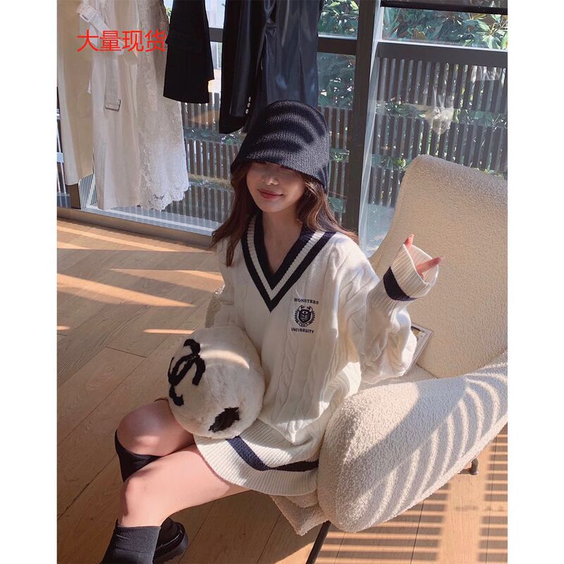 Lady Quan's Monsters University College Style V Neck Pullover Sweater Women's Korean Style Loose Outerwear Long Sleeve Sweater