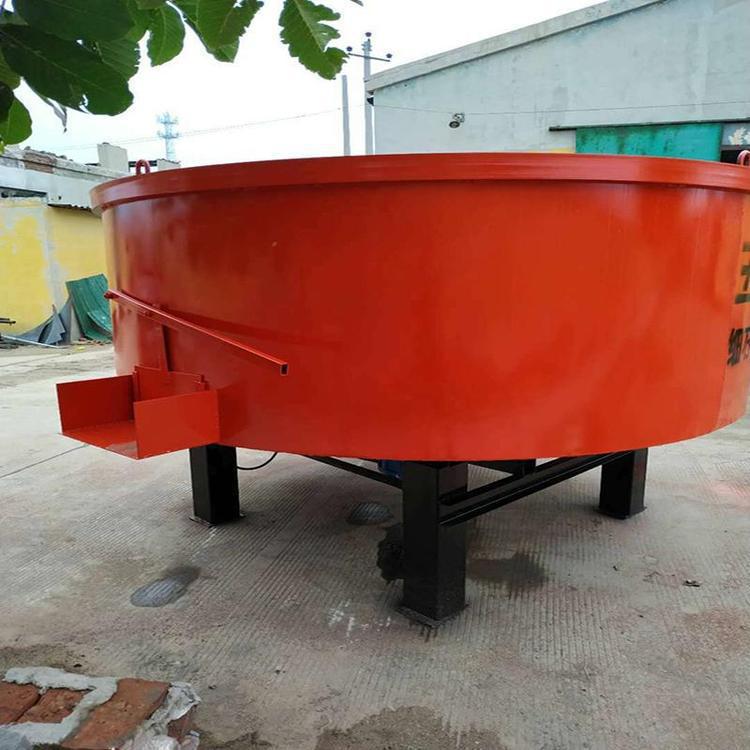 6 mezcladora de tanque de almacenamiento de concreto cúbico cinco mezcladora de boca plana cúbica