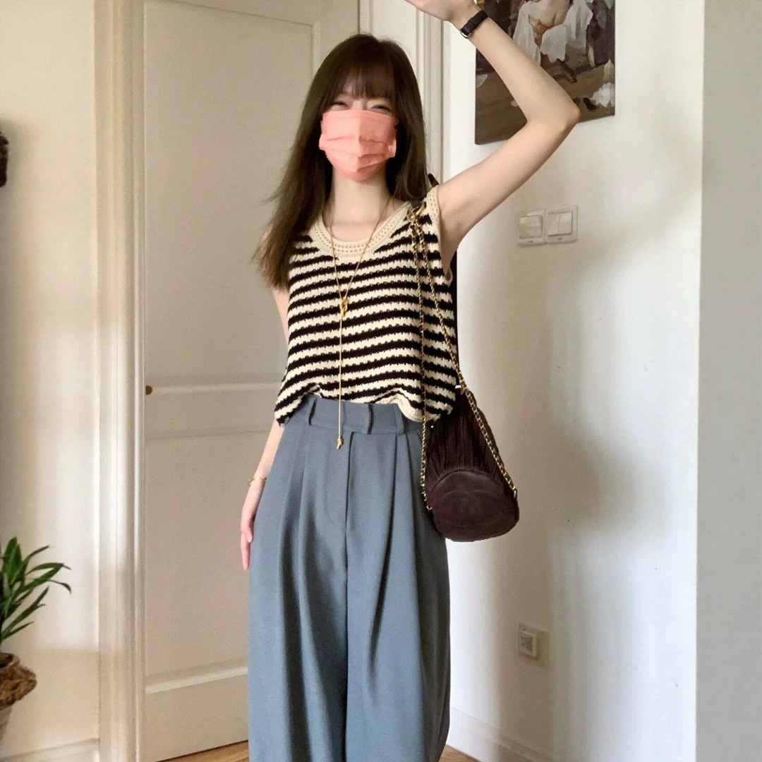 Áo ba lỗ nữ dệt kim cổ chữ I sọc — Sọc chi tiết 3