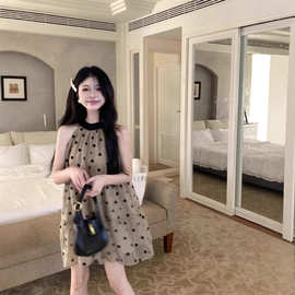 洋气波点撞色蝴蝶结挂脖连衣裙女春季2025新款小个子宽松显瘦短裙
