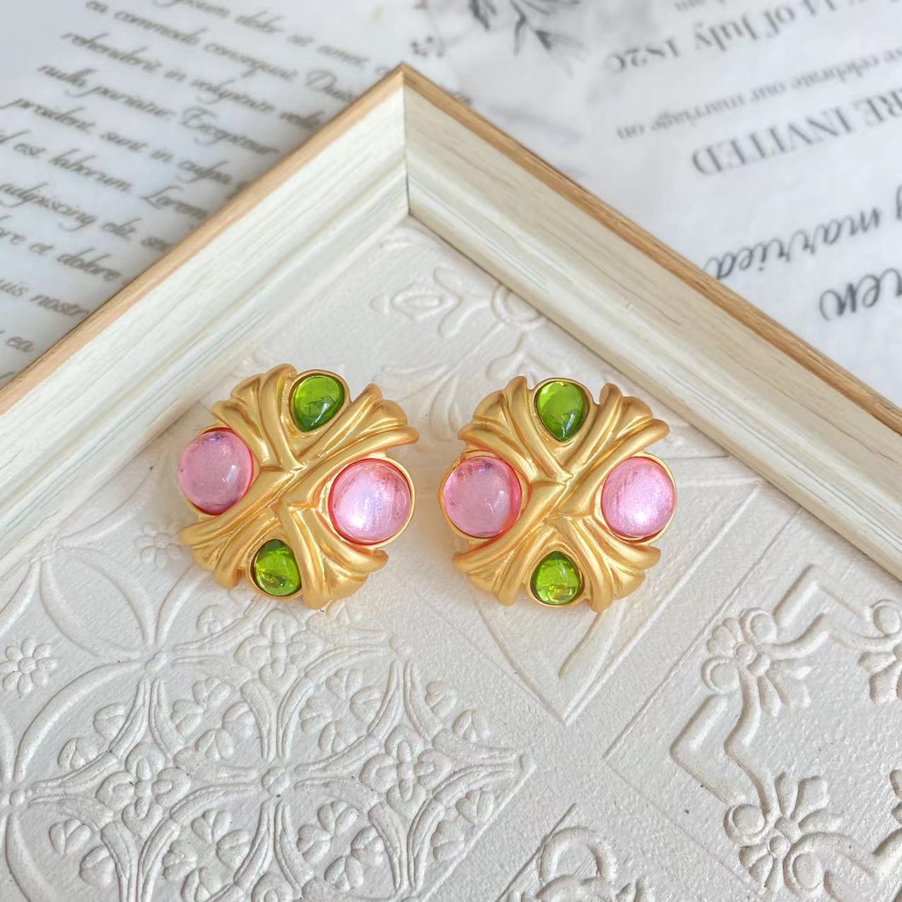 Retro Geometric Alloy Plating Glass Womenu0027S Ear Studs 1 Pair