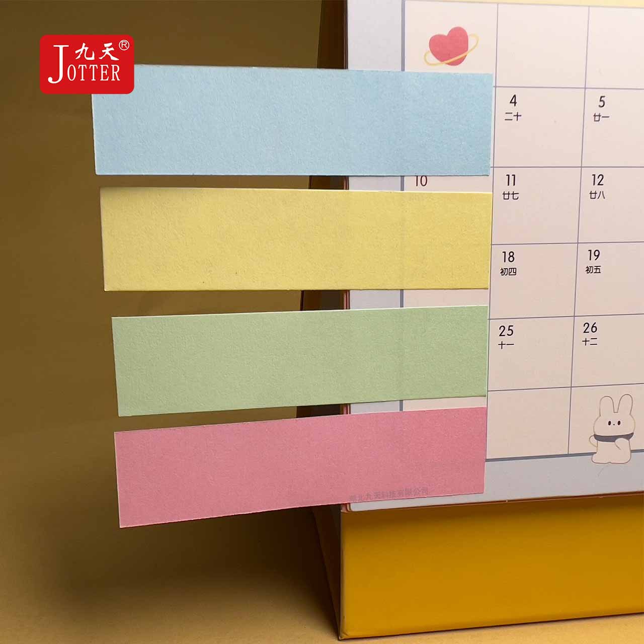 Notas adhesivas coloridas con marcadores y etiquetas creativas T1