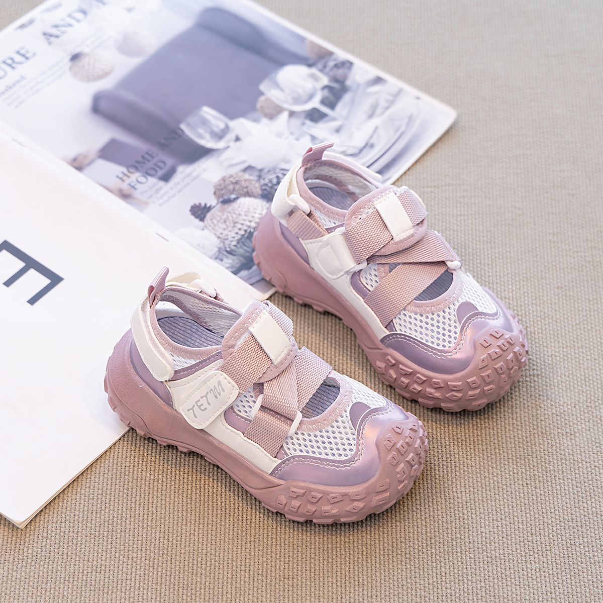 Sandalias deportivas para niñas Zapatos de malla transpirables para niños de verano 2025 nuevos zapatos casuales de malla hueca para niños image 4