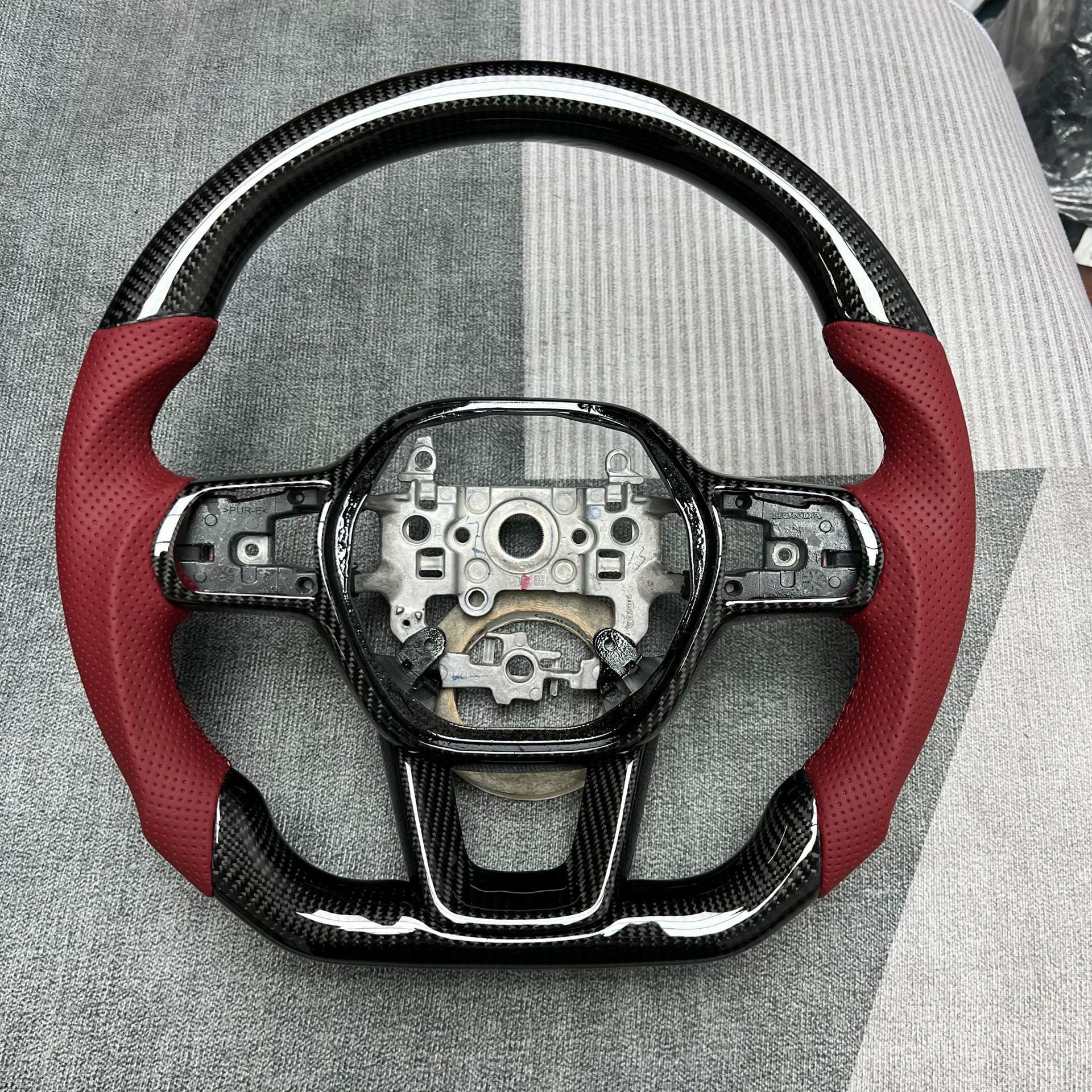 Carbon fiber steering wheel modification customization is suitable for Honda 11th generation Civic car interior steering wheel processing