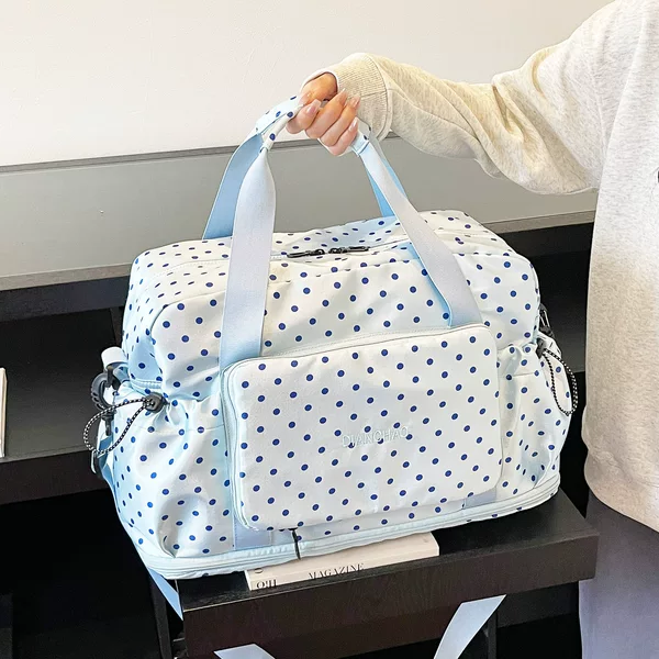 Foldable travel bag for short trips, luggage storage bag, large capacity Korean-style polka dot yoga dance fitness bag