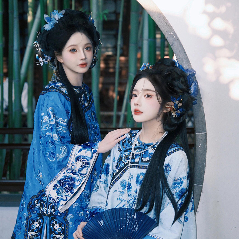 Qing Dynasty Female Best Friend Photo Shoot Hanfu Princess Outfit Outdoor Travel Photography Costume Qing Dynasty Mamian Skirt Princess Qing Dynasty Female Best Friend Photo Shoot Hanfu Princess Outfit Outdoor Travel Photography Costume Qing Dynasty Mamian Skirt Princess