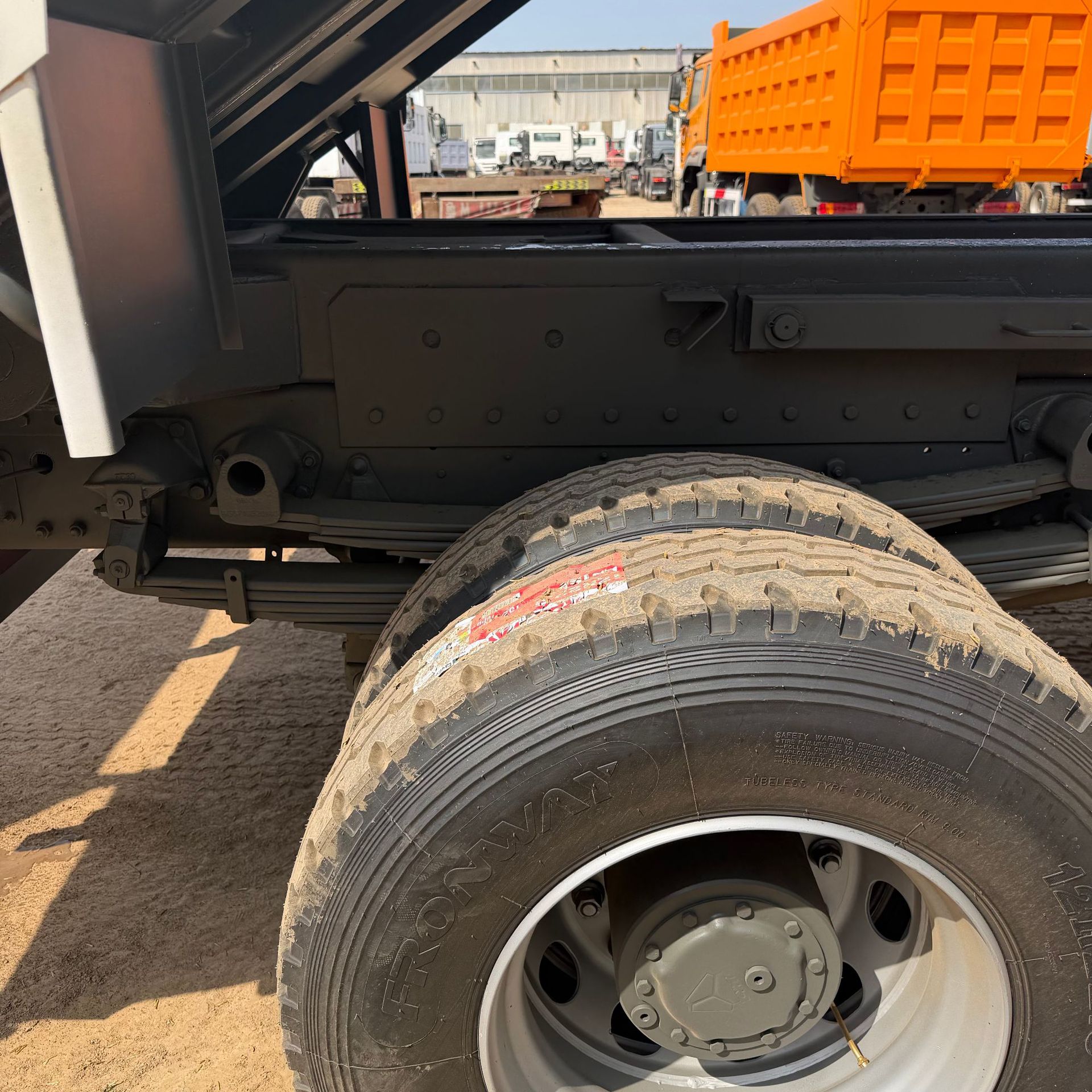 Export of China Heavy Duty Truck HOWO 4X2 small construction waste transport dump truck, customizable