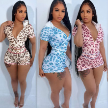 CY901774新款时尚休闲套装字母印花连帽拉链上衣紧身短裤两件套