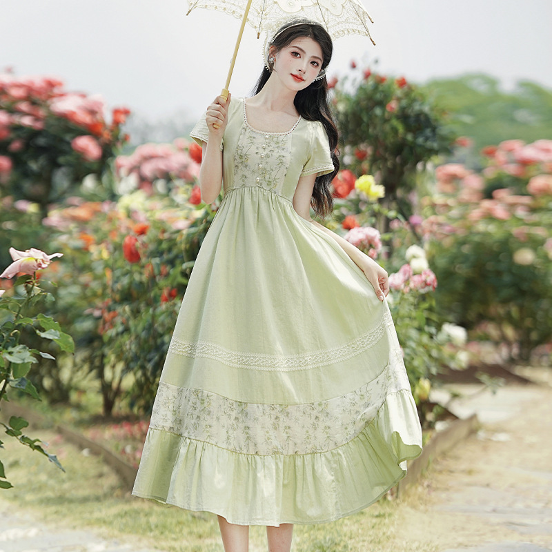 Especially Beautiful Green Pastoral Style Floral Pinch Waist Dress for Small Women, a Beautiful Summer Dress