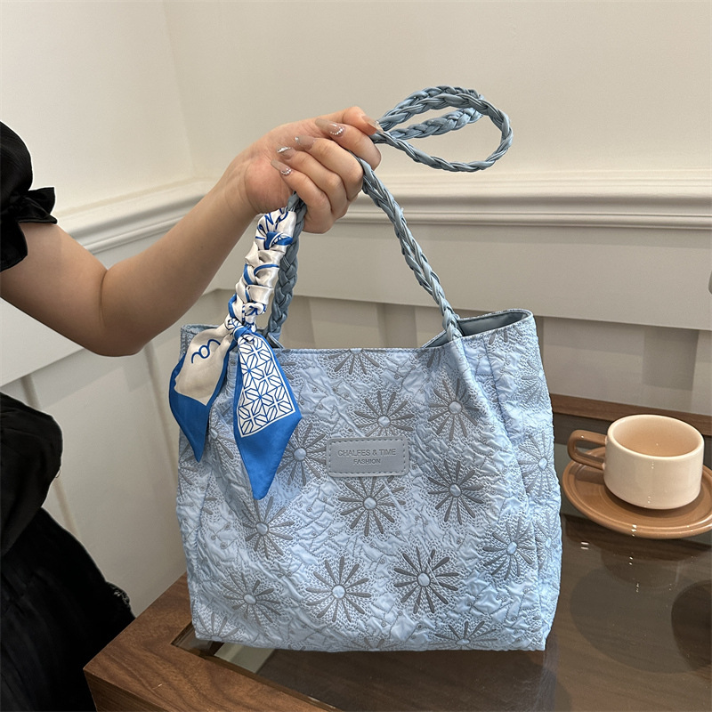 Bolso de gran capacidad, bolso de verano 2025, femenino, nicho para trabajar, estudiantes universitarios, textura de clase, bolso de viaje