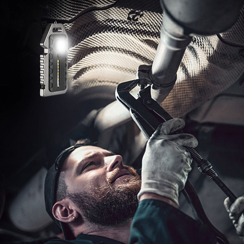 Nueva Luz de llavero multifuncional con silbato de supervivencia de emergencia ventana rota martillo abrebotellas luz de advertencia blanco amarillo rojo púrpura fuente de luz