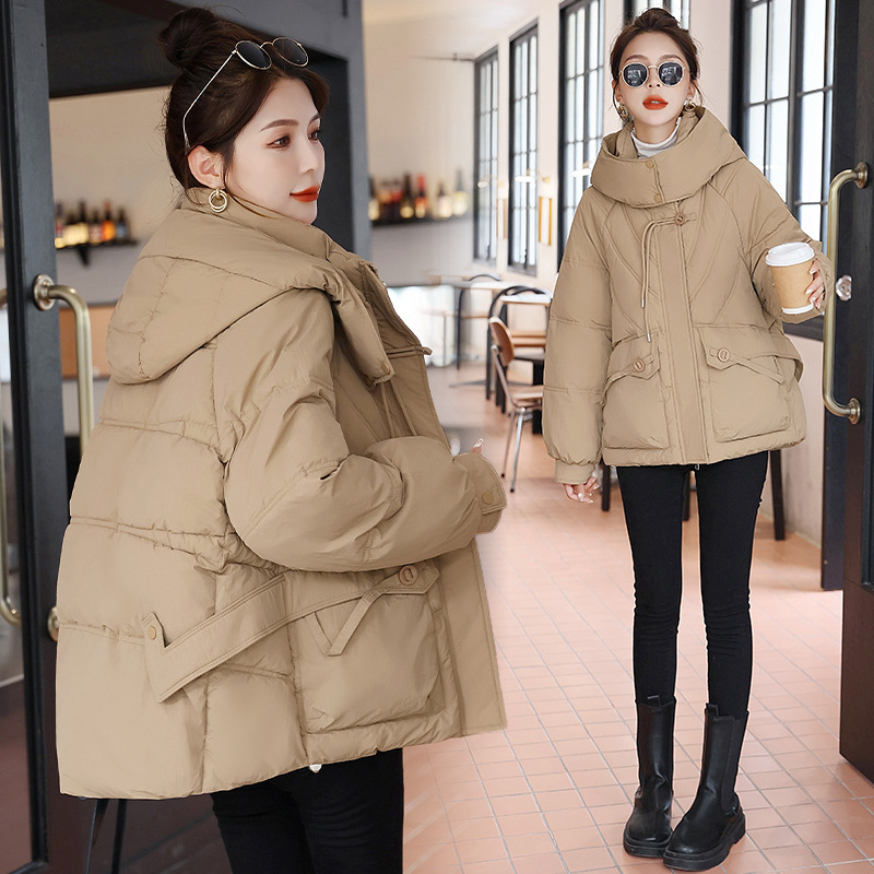 Ropa de algodón pequeño invierno 2025 nueva ropa de invierno coreana chaqueta de algodón gruesa chaqueta de algodón suelta corta con capuchón