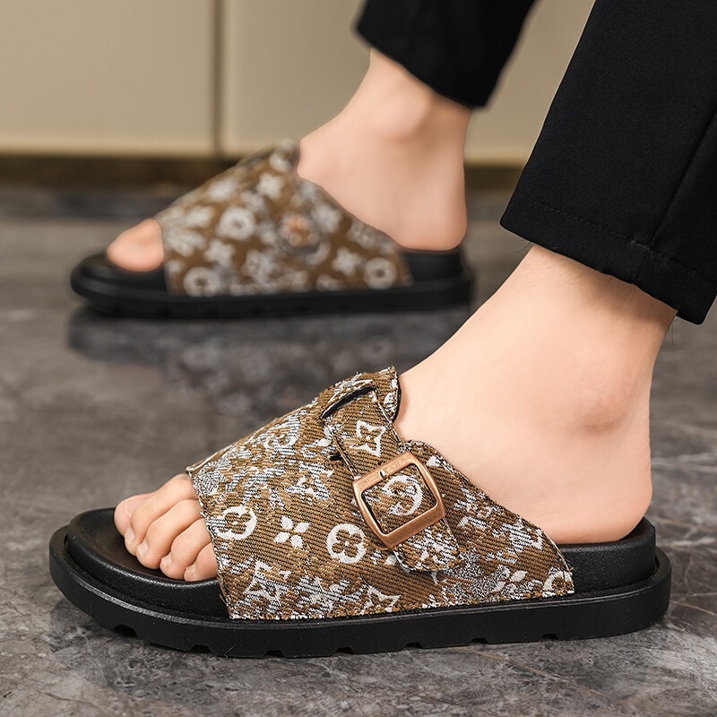 2026 New Versatile All-Season Open-Toe Birkenstock Cork Slippers Classic Mule Shoes Couple Outdoor Casual Beach Shoes