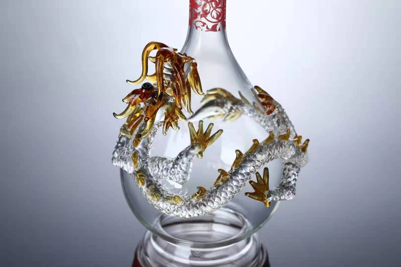 Suministros para banquetes de bodas Dragon and Phoenix Chengxiang Botella de vino de burbujas Botella vacía Botella de vino artesanal de vidrio resistente al calor con alto contenido de borosilicato grueso Caja de regalo