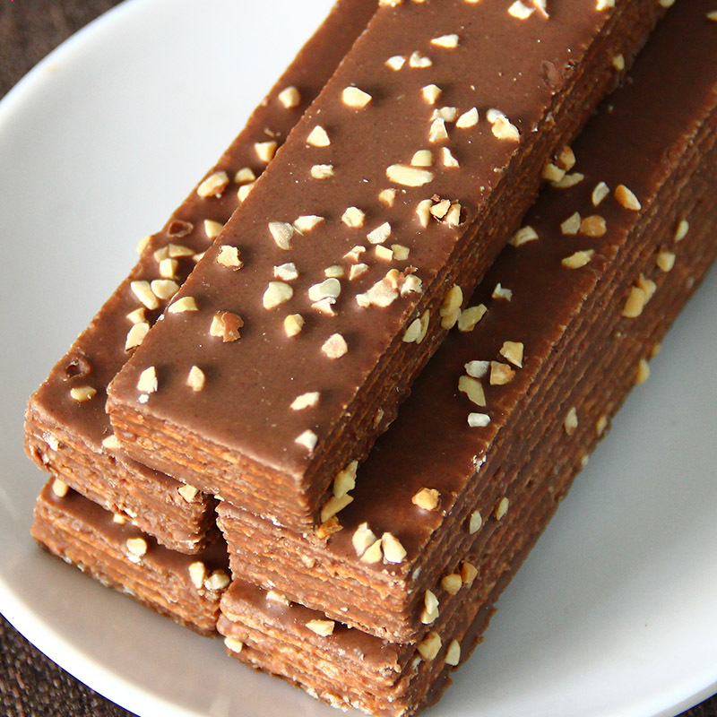 Chocolate-coated wafer cookies office snacks internet celebrity snacks leisure food bulk pack wholesale