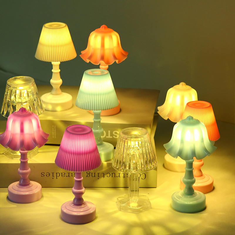 Mini small street lamp LED night light street lamp scene lamp decoration small table lamp atmosphere decoration micro landscape wholesale Mini small street lamp LED night light street lamp scene lamp decoration small table lamp atmosphere decoration micro landscape wholesale