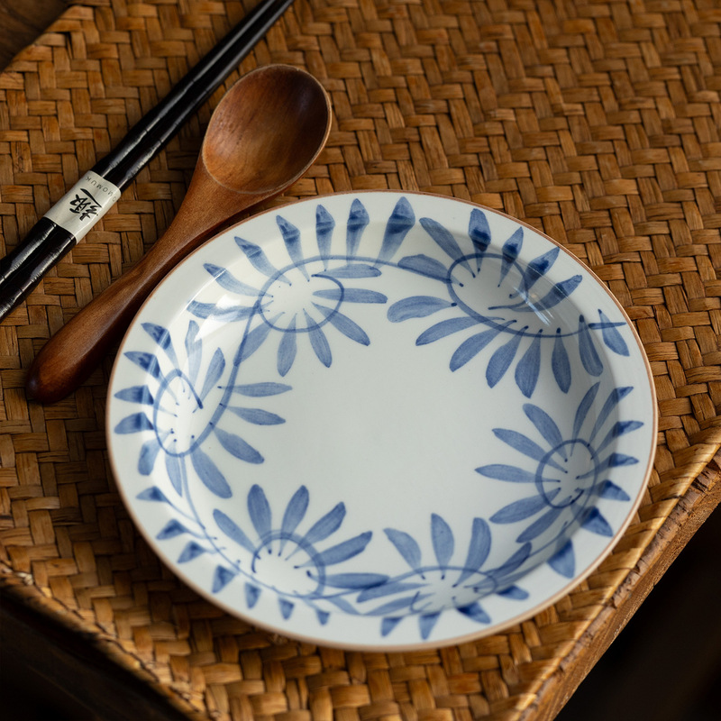 Japanese Imported Mino Ware Red-Painted Floral Ceramic Flat Plate, Japanese-Style Dish Plate, Pasta Plate, Household Breakfast Plate Japanese Imported Mino Ware Red-Painted Floral Ceramic Flat Plate, Japanese-Style Dish Plate, Pasta Plate, Household Breakfast Plate