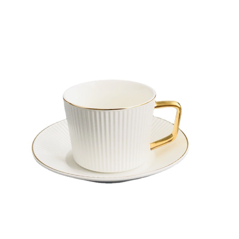 De estilo europeo pequeño borde dorado de lujo a rayas taza de café y platillo traje de cerámica del hogar juego de té de la tarde aparato