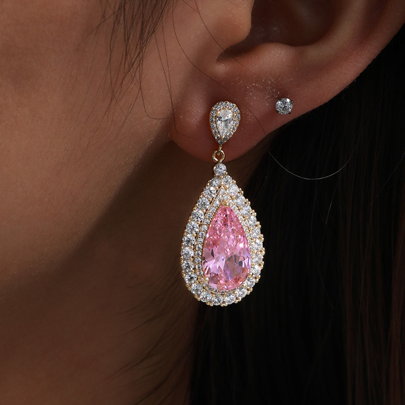 Pendientes en forma de gota de agua de aleación de cobre xuping en verano, pendientes de alta costura, pendientes de nicho, pendientes elegantes retro europeas y americanas