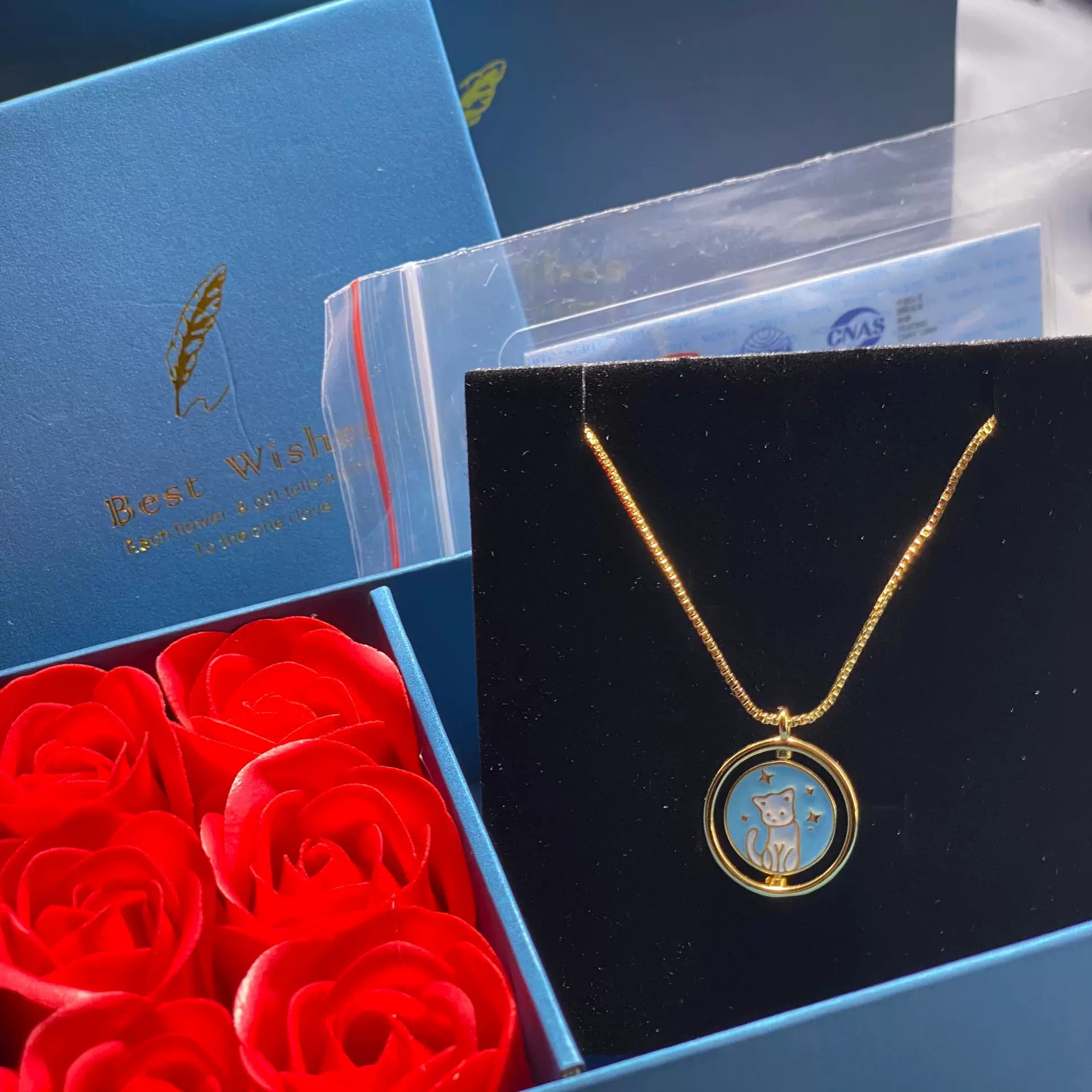 可爱萌物小猫双面旋转吊坠项链百搭简约颈链个性高级感轻奢锁骨链