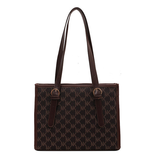 Large-capacity bag for women  new fashionable shoulder armpit bag commuter style personality portable tote bag for women
