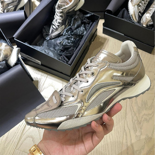 ��װٴ����e�\��Ь2025�¿���QЬ��ȭ��ЬŮ�����@�ȼ���ӖЬ