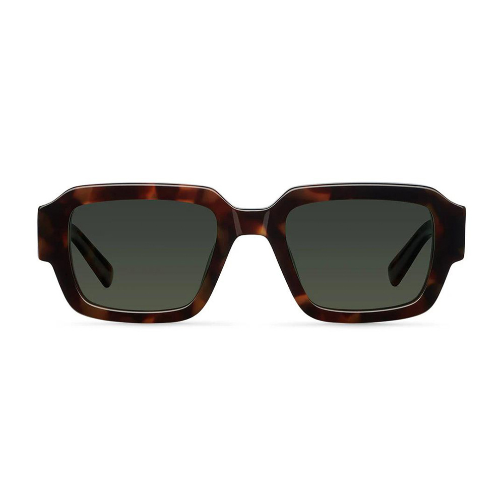 Retro fashionable sunglasses for men and women