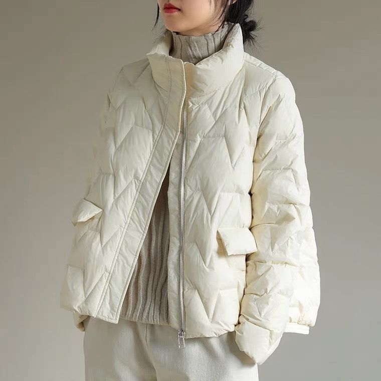 White Duck down Short Lightweight down Jacket Loose Stand Collar Winter Petite Fashion Coat down Jacket Women Lightweight