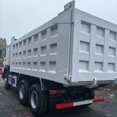 Yük maşınları Rear Eight-Wheel Dump Truck National