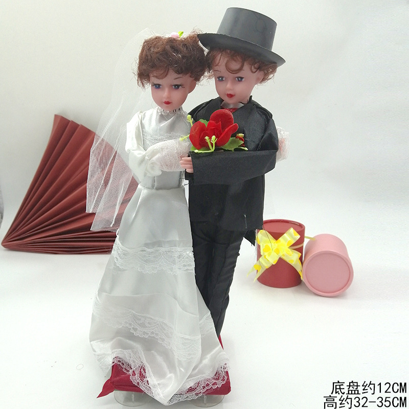 Venta al por mayor de juguete de peluche pareja oso vestido de boda cama muñeca regalo de boda coche muñeca decoración muñeca