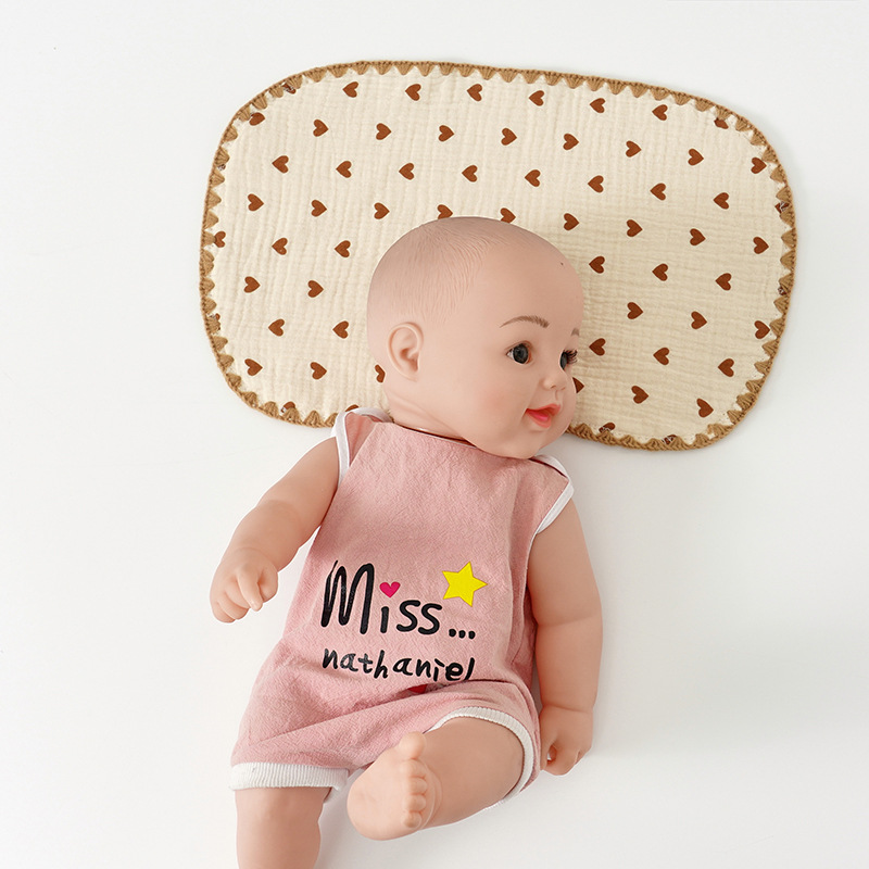 Baby curved parallel pillow, wholesale ten-layer gauze summer sweat-absorbent breathable pillowcase, crepe baby pillow pad case