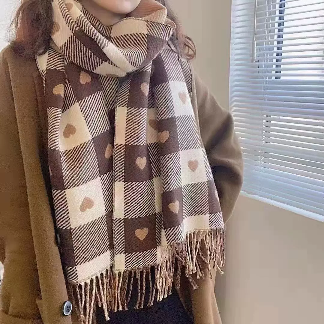 秋冬韩版爱心格子围巾女 双面仿羊绒大披肩情侣时尚保暖加厚围巾