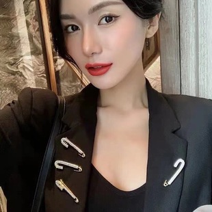 New brooch waist pin decorative pants corsage diy stone artifact buckle pin universal high