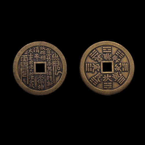 Manufacturer wholesale antique brass mountain ghost money ornaments, gossip money pendant, pressure winning money, home feng shui, copper coin safety buckle