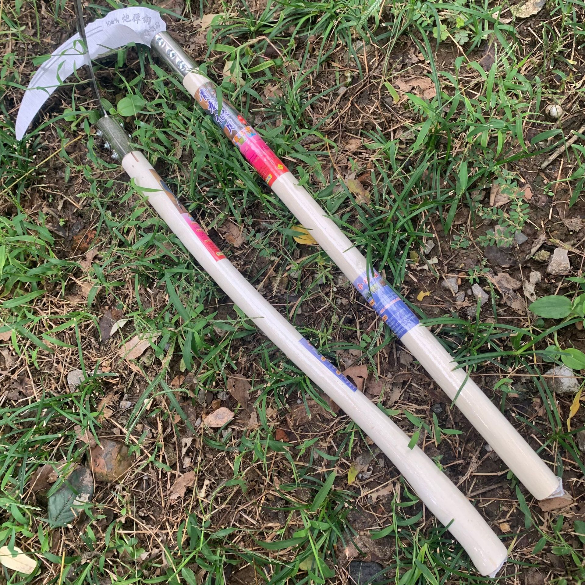 批发白弯柄镰刀     割草镰刀   割水刀     割苞米    农用镰刀