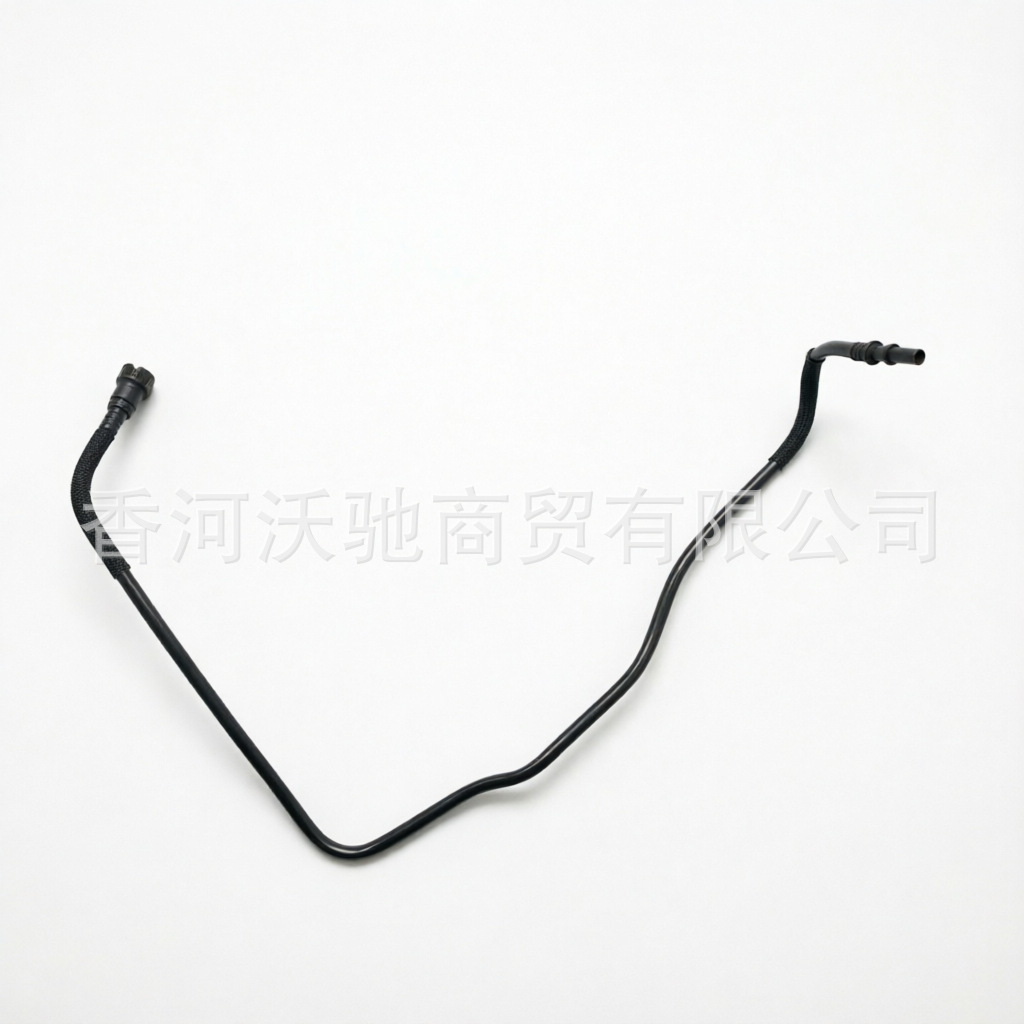 LR013694 is suitable for Land Rover Discovery oil cooler hose and cooling oil pipe