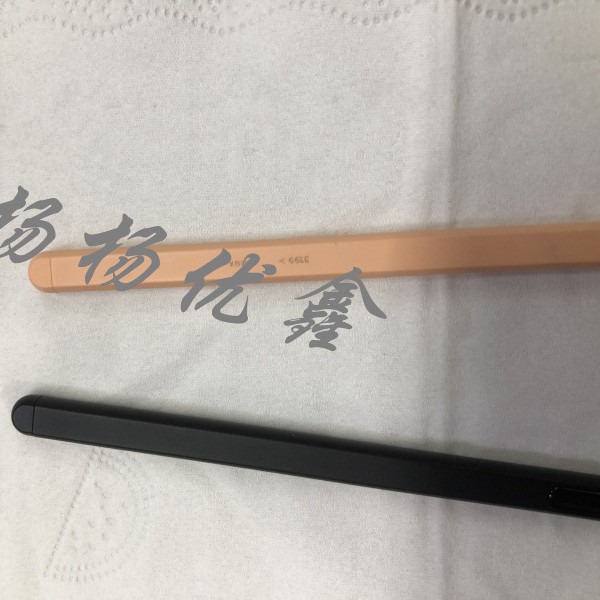 Aplicable a la pluma del tacto de la aguja de Samsung ZFold5 F9460 sostenedor original W24 pluma electromágnetica compatible con la pluma plegable de la pantalla