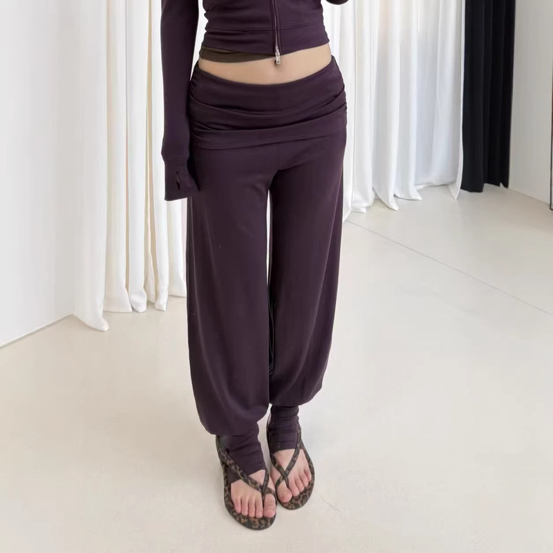 Simple and Stylish Light-Sporty Stacked Waist Stirrup Leggings in Black/Purple/Milk Blue