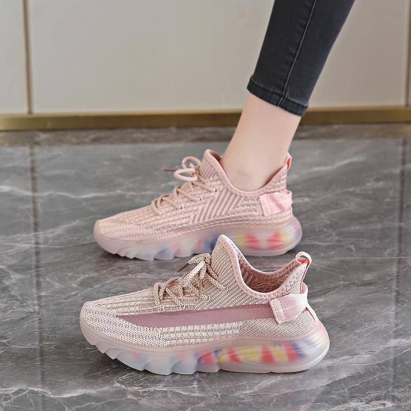 2025 New Summer Fly-Knit Women's Breathable Casual Versatile Fashion Trendy White Running Shoes