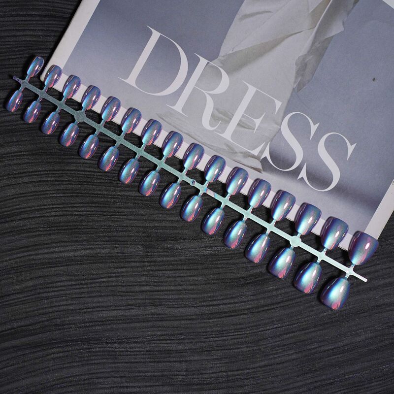 Wearable Nail Tips with a High-End Chrome Cat-Eye Effect, 30 Pieces in All Sizes, Short Oval Nails, Electroplated Fake Nails, Nail Art Stickers Wearable Nail Tips with a High-End Chrome Cat-Eye Effect, 30 Pieces in All Sizes, Short Oval Nails, Electroplated Fake Nails, Nail Art Stickers