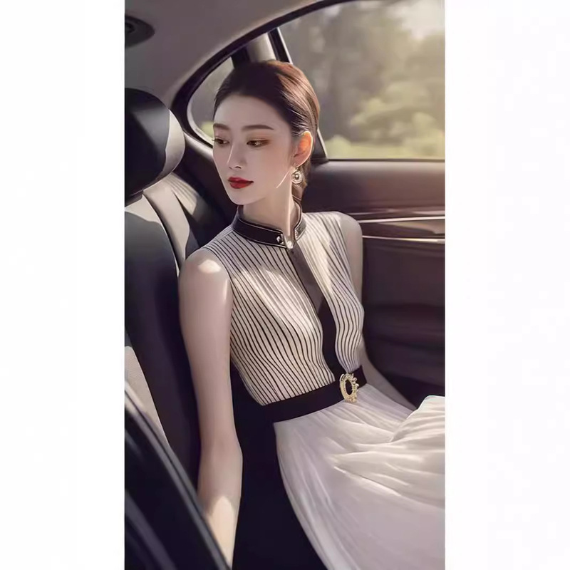 New French style high-end super good-looking high-end generous decent temperament summer stripe stitching dress women's fashion New French style high-end super good-looking high-end generous decent temperament summer stripe stitching dress women's fashion