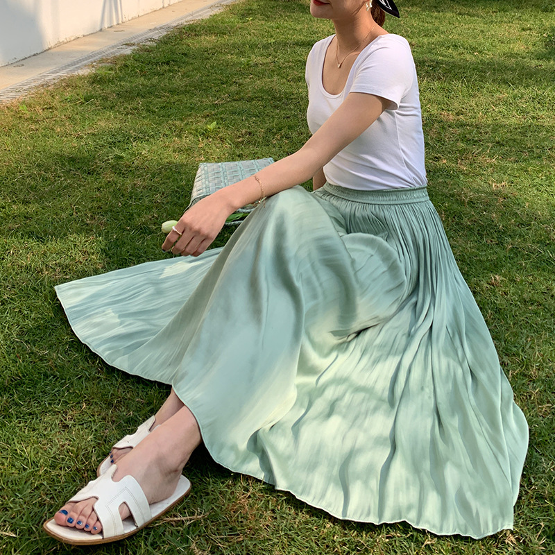 Elastic High-Waisted Glossy Silky Long Skirt with Slimming Drape Effect A-Line Skirt 2026 Spring/Summer New Style