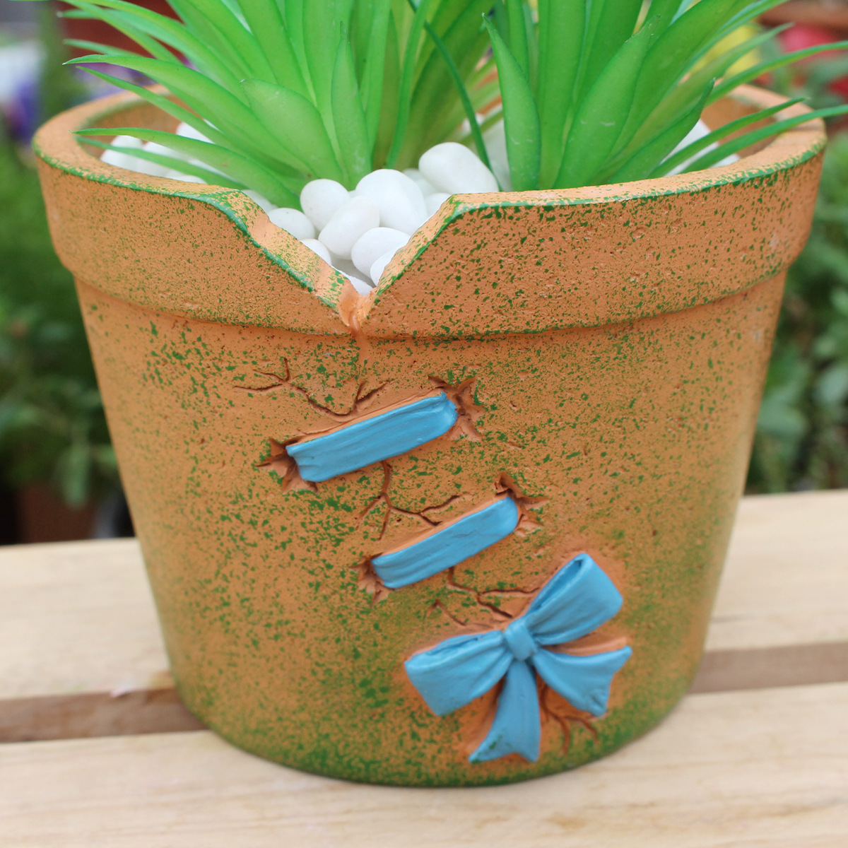  Resin Mending Flower Pot Embossed Love Bow Fleshy Retro Imitation Ceramic Flower Pot Old Large Diameter Now