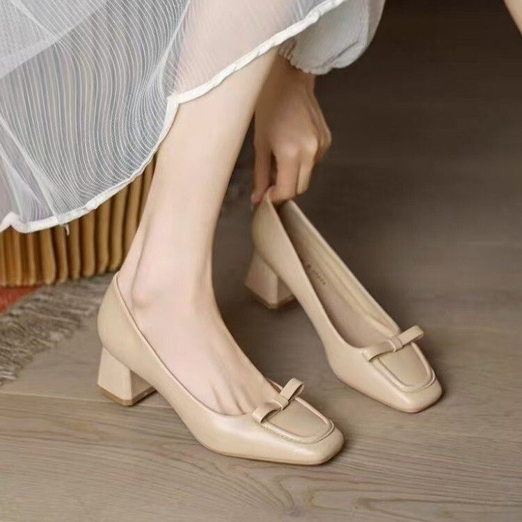 French-Style Soft Leather Nude High Heels with Square Toe, Shallow Mouth, Bow Tie, Suitable for Spring and Autumn, Work-Appropriate Chunky Heel Shoes, Fashionable and Elegant