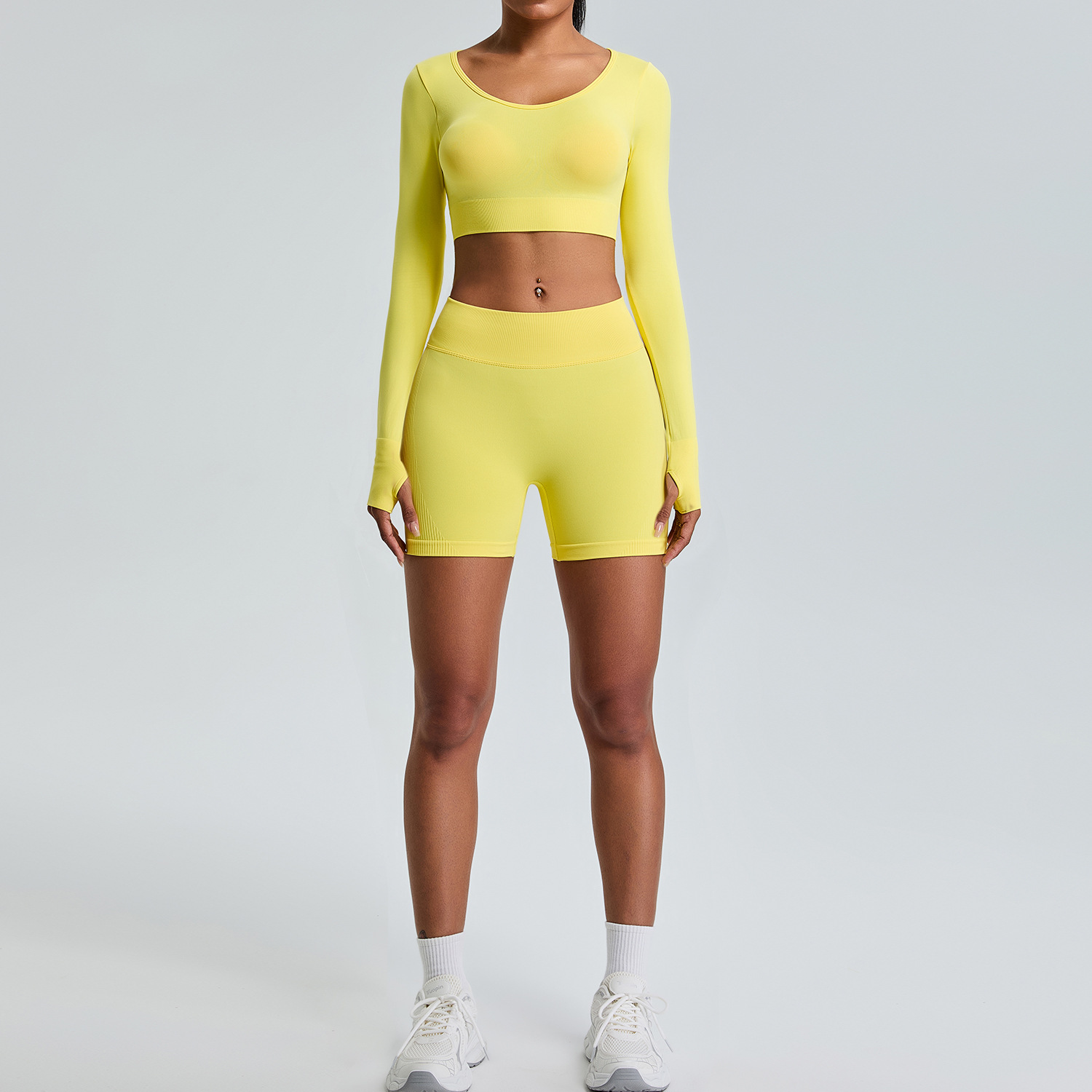 Traje deportivo sin costuras de otoño e invierno nuevo transfronterizo Traje de yoga para correr al aire libre con glúteos de melocotón Traje de fitness de cuatro piezas