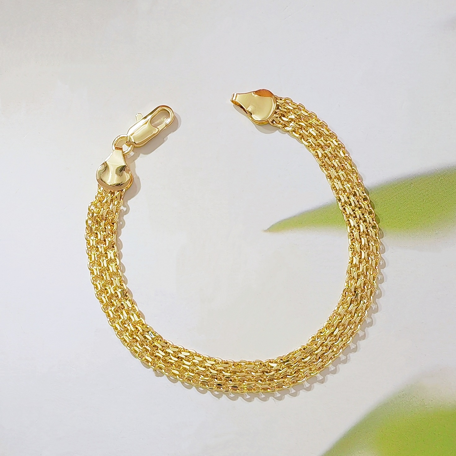 European and American Multi-Layered Woven Metal Wide Bracelet, 14K Gold-Plated Multi-Layered Fine Chain Bracelet, Luxurious and Elegant Women's Jewelry