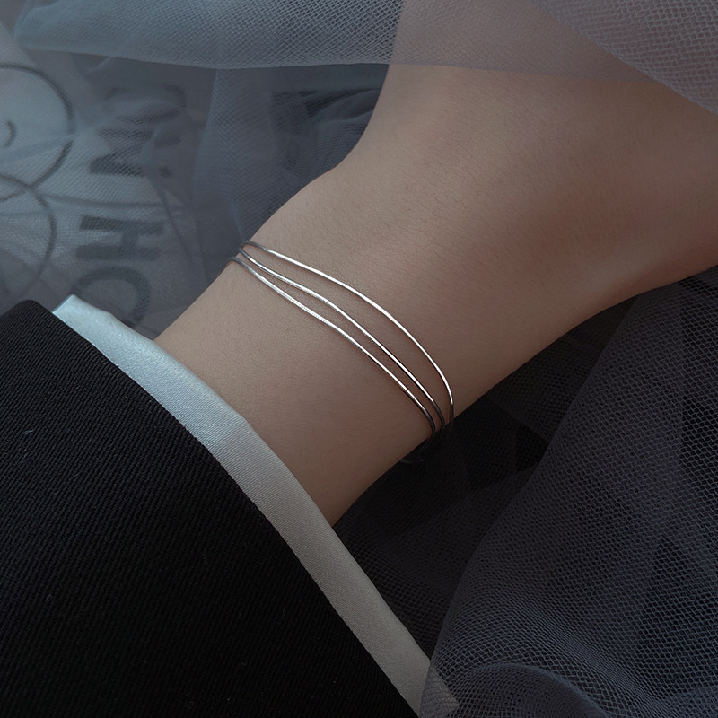 Minimalist Multi-layer Snake Bone Bracelet For Women Trendy Style_voghion.com
